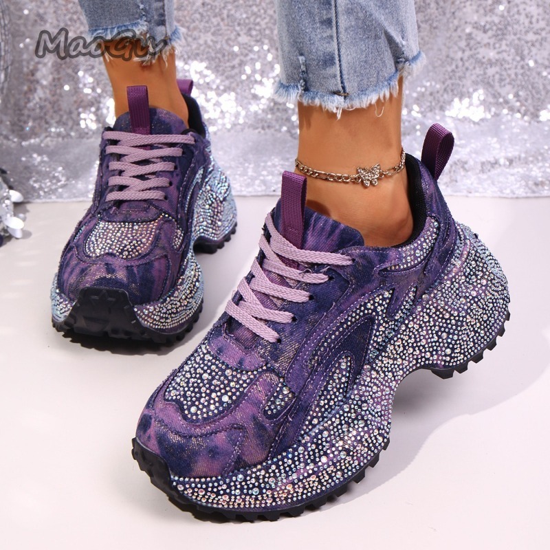 Modne sneakersy damskie z dżet – Sewing Garment recenzja i cena