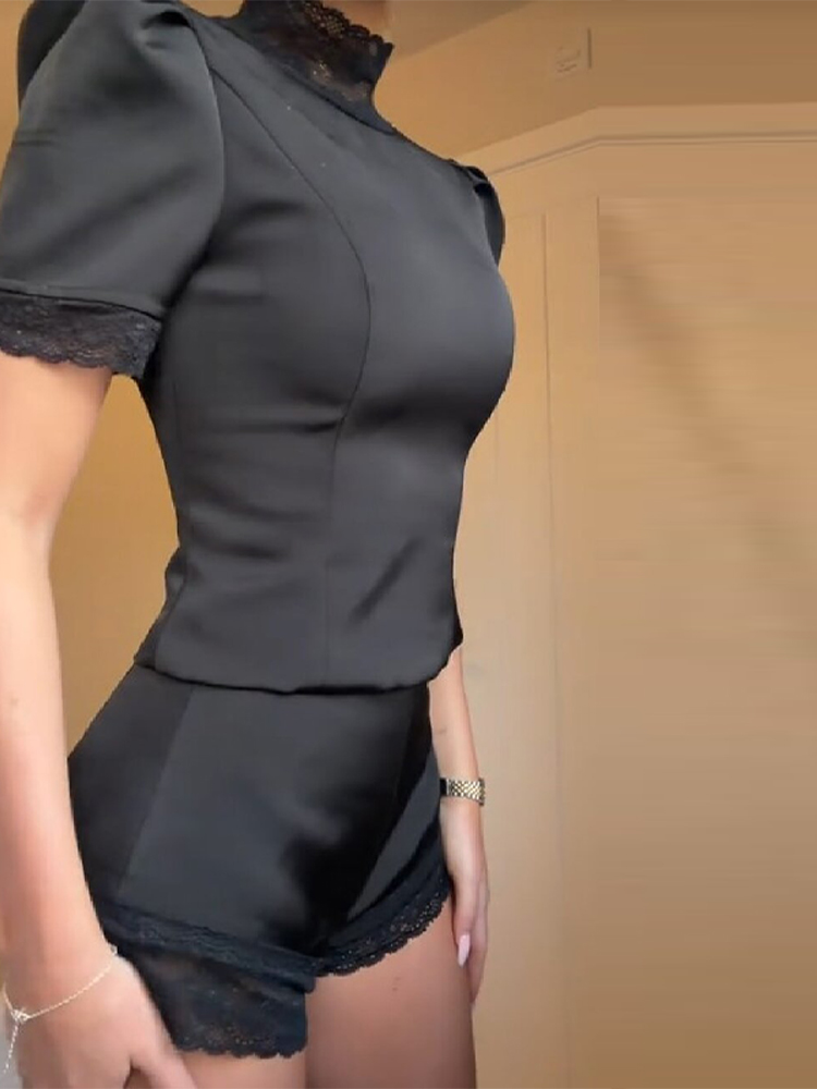 Nowe satynowe komplety z koron – Shoulder Pad Set In recenzja i cena